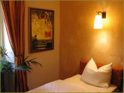 Hotel Villa Boddin Heppenheim  Екстер'єр фото